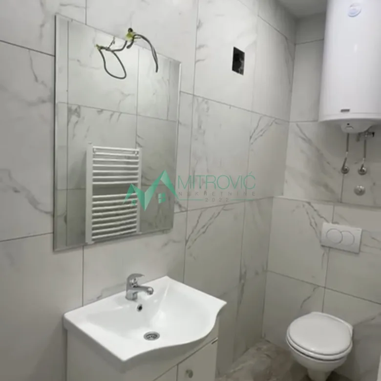 Lokal Prodaja Novi Sad  100 m2
