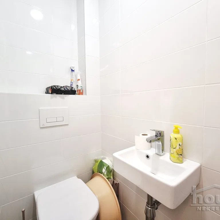 Trosoban stan na prodaju, Tatarsko Brdo, Novi Sad, 58m², 2. sprat, 162.000 €
