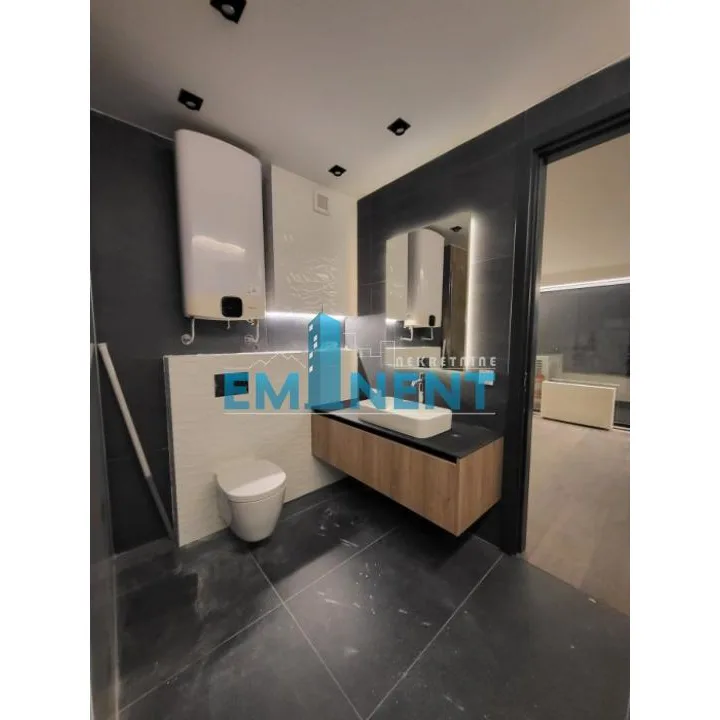 Petosoban stan za izdavanje, Kalenić Pijaca, Beograd, 200m², 3.000 €/mes