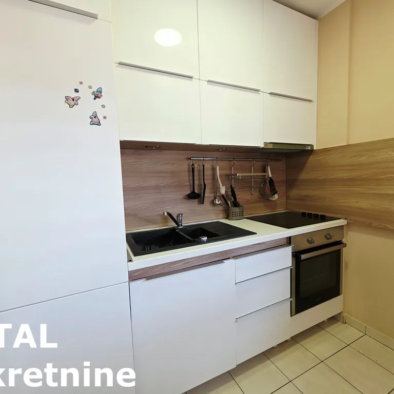 Stan Prodaja Novi Sad  43 m2