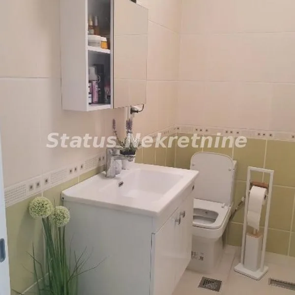Kuća Prodaja Irig  360 m2