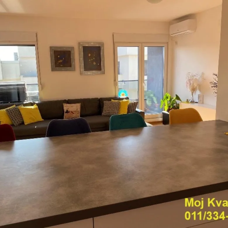 Stan Prodaja Beograd Vidikovac 104 m2