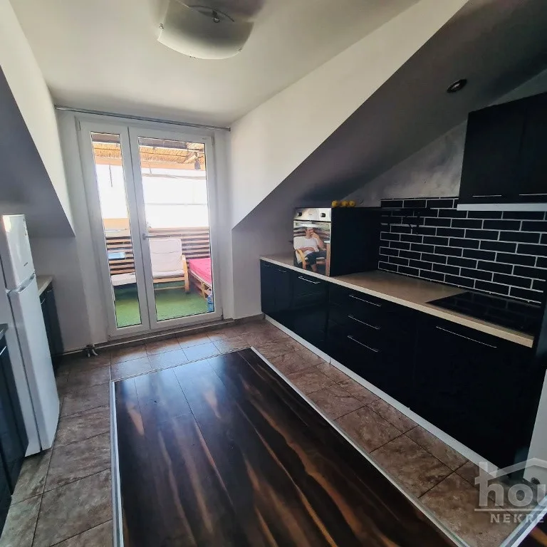 Stan Prodaja Novi Sad  81 m2