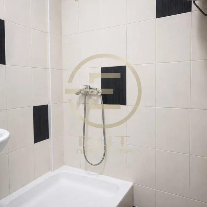 Trosoban stan za izdavanje, Centar, Novi Sad, 78m², 800 €/mes