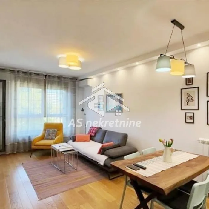 Stan Izdavanje Beograd Blok 65 54 m2