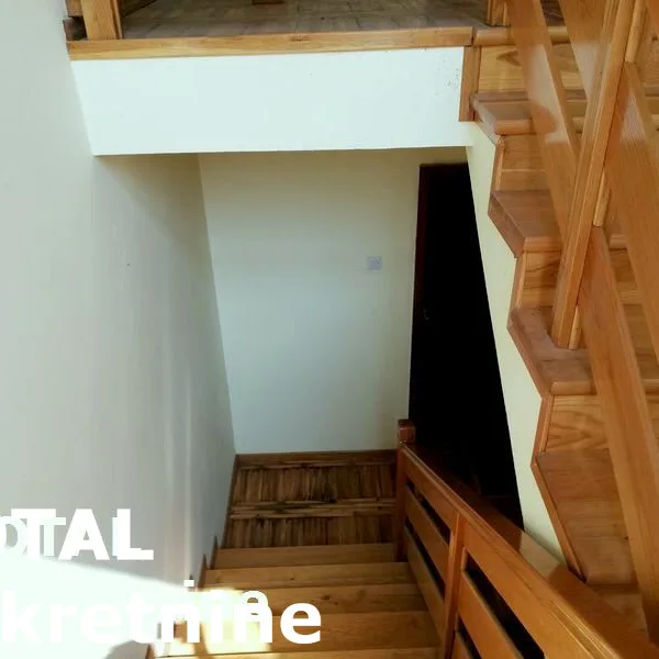 Kuća Prodaja Novi Sad  168 m2