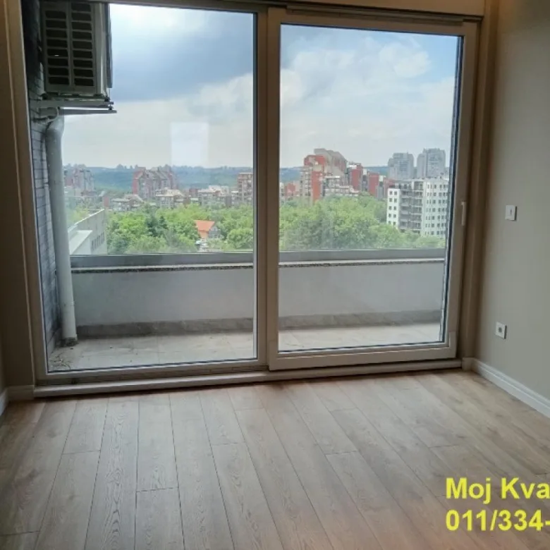 Stan Prodaja Beograd Trošarina 167 m2