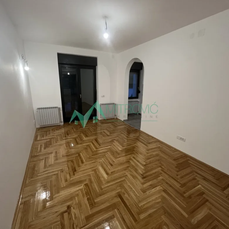 Stan Prodaja Novi Sad  129 m2