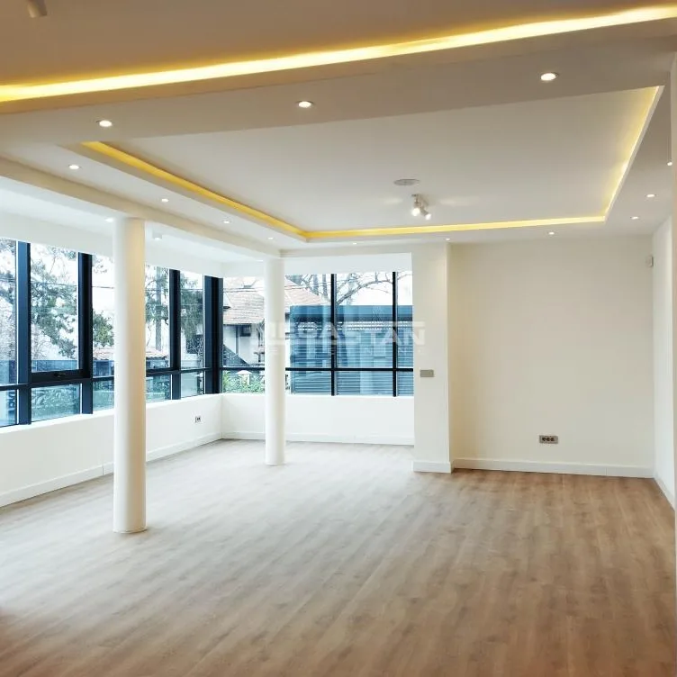 Četvorosoban stan za izdavanje, Senjak, Beograd, 156m², 4.500 €/mes