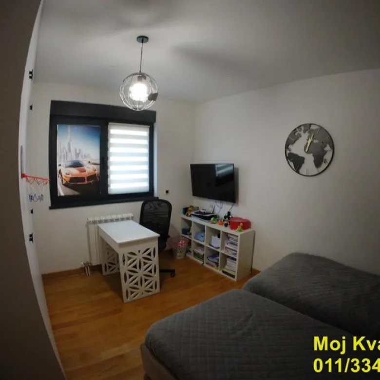 Četvorosoban stan na prodaju, Voždovačka Crkva, Beograd, 103m², 3. sprat, 520.000 €