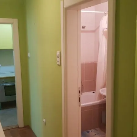 Dvosoban stan za izdavanje, Sajmište, Novi Sad, 37m², 350 €/mes