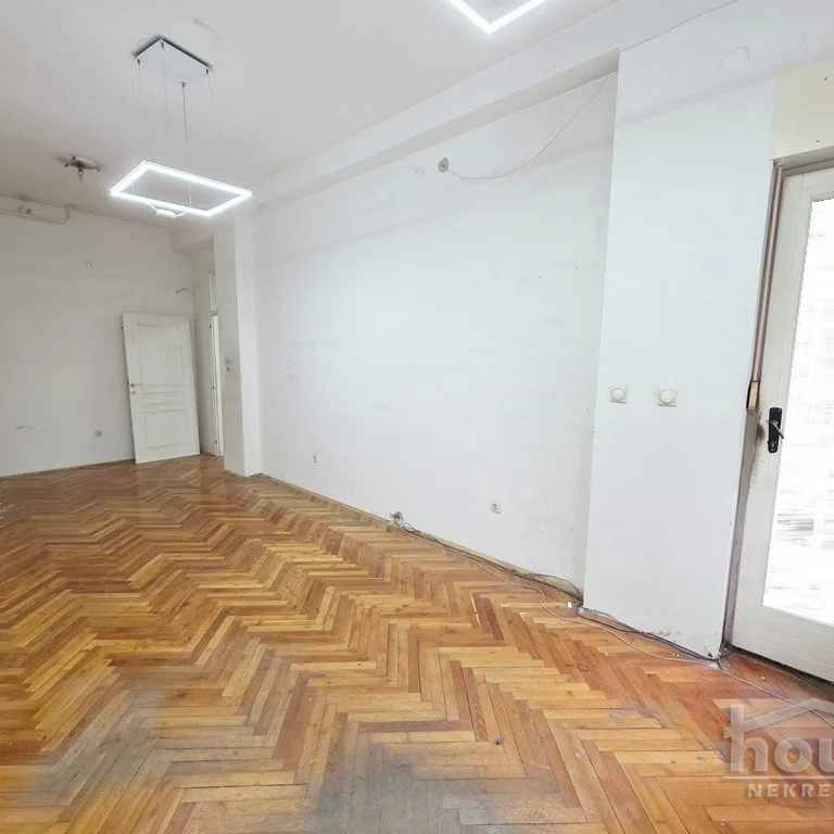Lokal za izdavanje, Bulevar Oslobođenja, Novi Sad, 140m², 2.100 €/mes