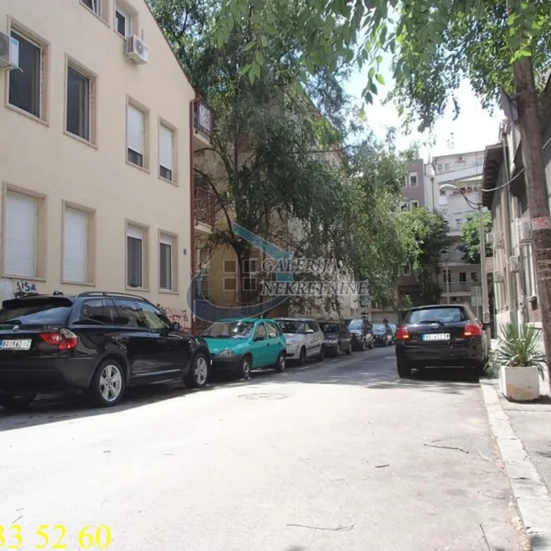 Jednosoban stan za izdavanje, Botanička Bašta, Beograd, 35m², 600 €/mes