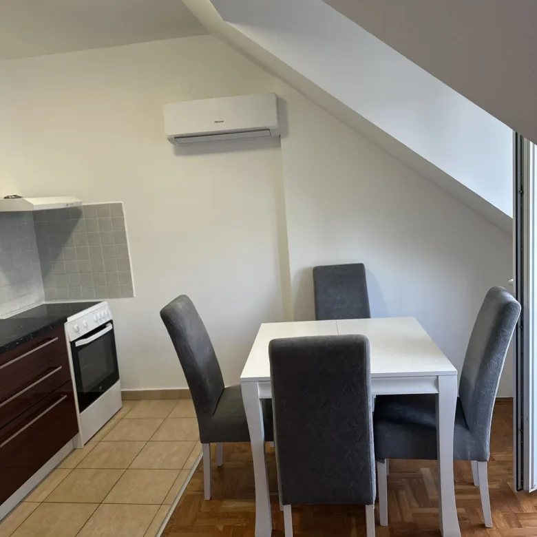 Dvoiposoban stan na prodaju, Sajmište, Novi Sad, 43m², 4. sprat, 130.000 €