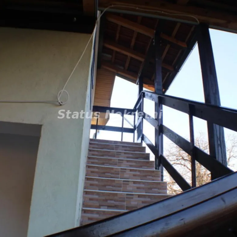 Kuća na prodaju, Inđija, 79m², 77.250 €