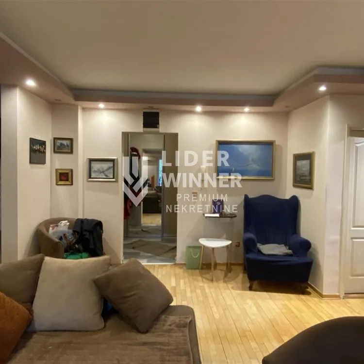 Petosoban stan na prodaju, Bežanijska Kosa 2, Beograd, 122m², 419.000 €