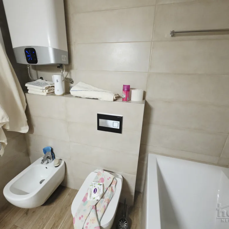 Troiposoban stan na prodaju, Sajmište, Novi Sad, 104m², 2. sprat, 350.000 €