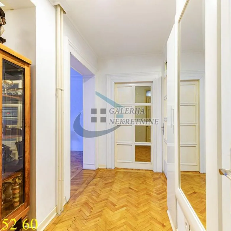 Četvorosoban stan na prodaju, Centar, Beograd, 105m², 349.000 €