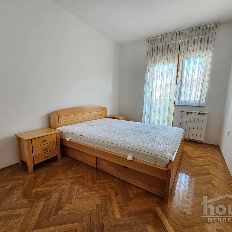 Troiposoban stan za izdavanje, Bulevar Oslobođenja, Novi Sad, 78m², 750 €/mes