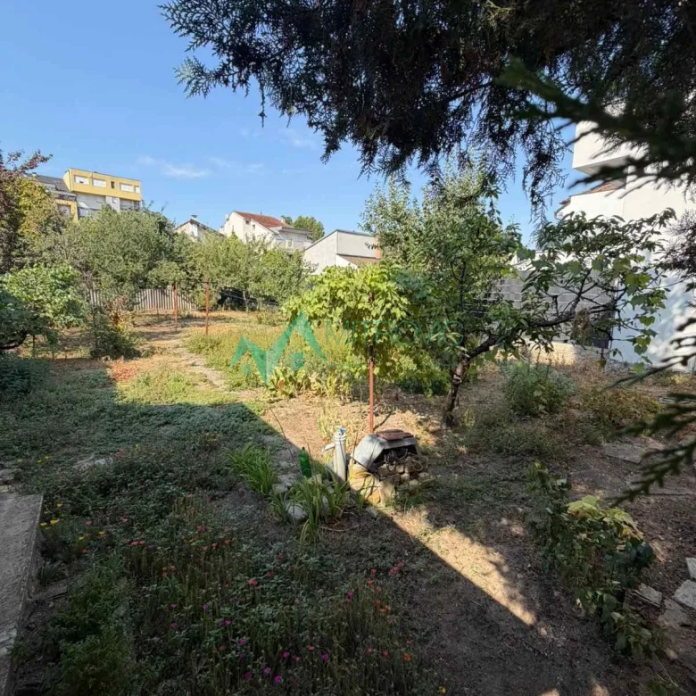 Kuća Prodaja Novi Sad  112 m2