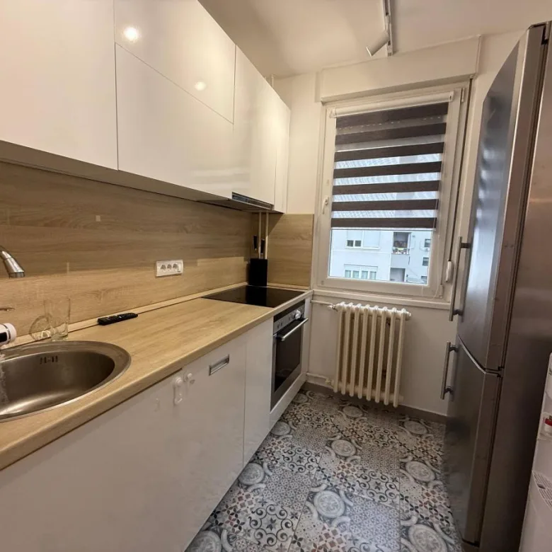 Stan Prodaja Novi Sad  40 m2