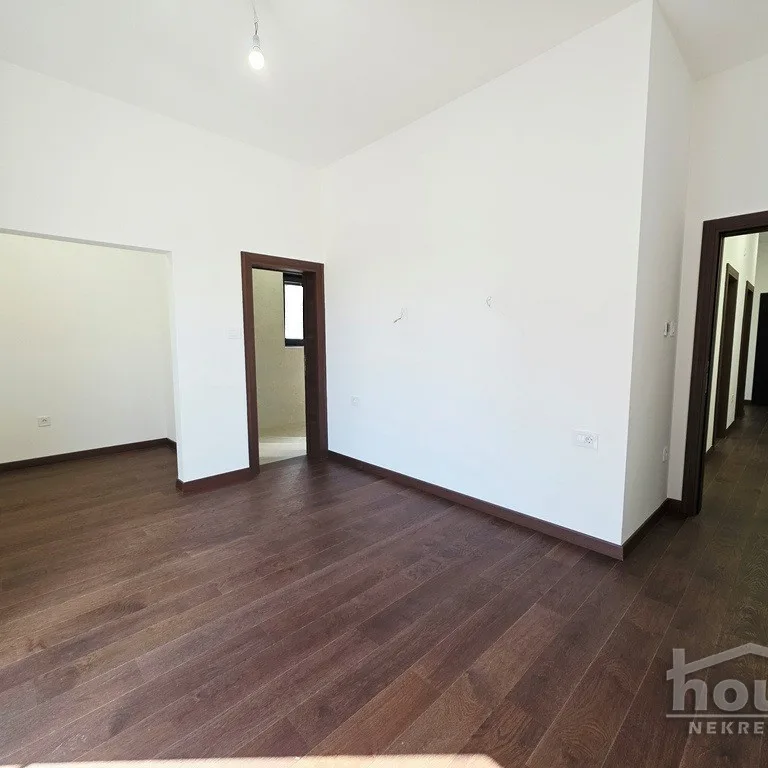 Stan Prodaja Novi Sad  140 m2