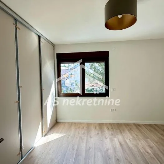 Stan Izdavanje Beograd Senjak 123 m2