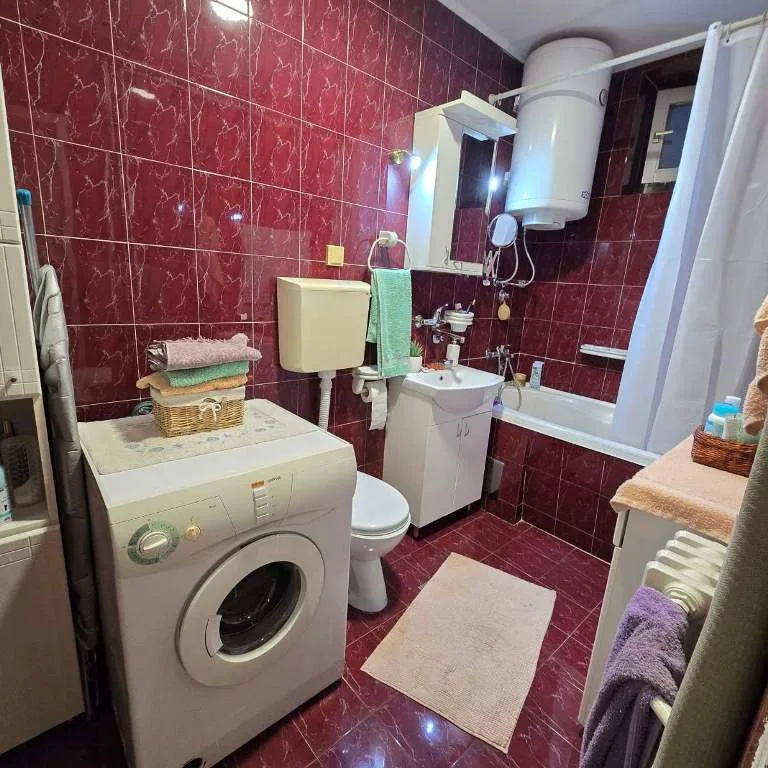Stan Prodaja Novi Sad  88 m2