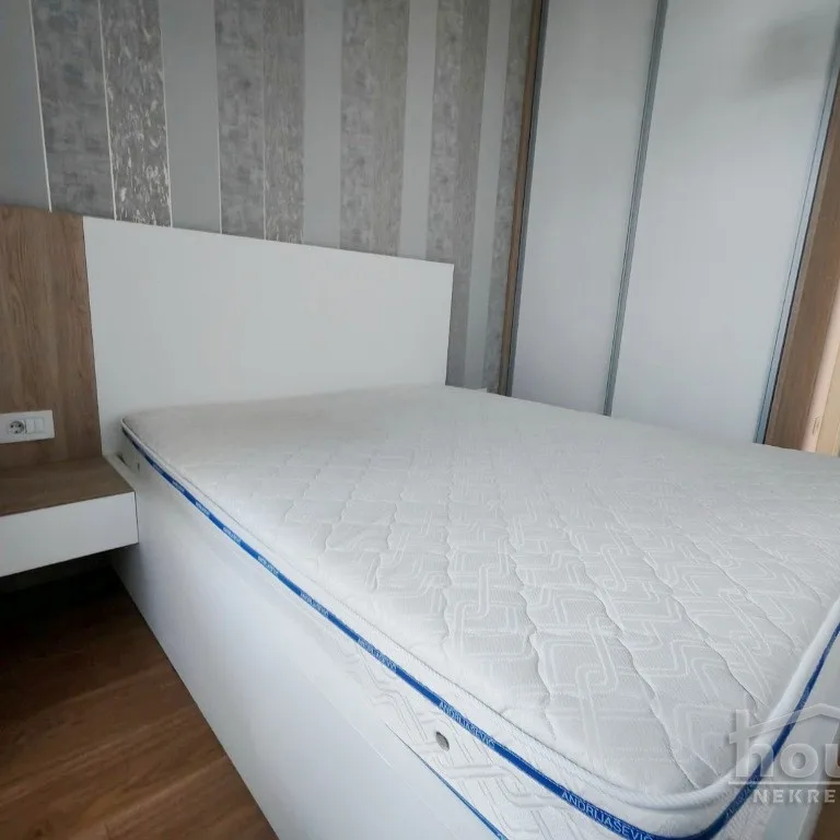 Stan Izdavanje Novi Sad  52 m2
