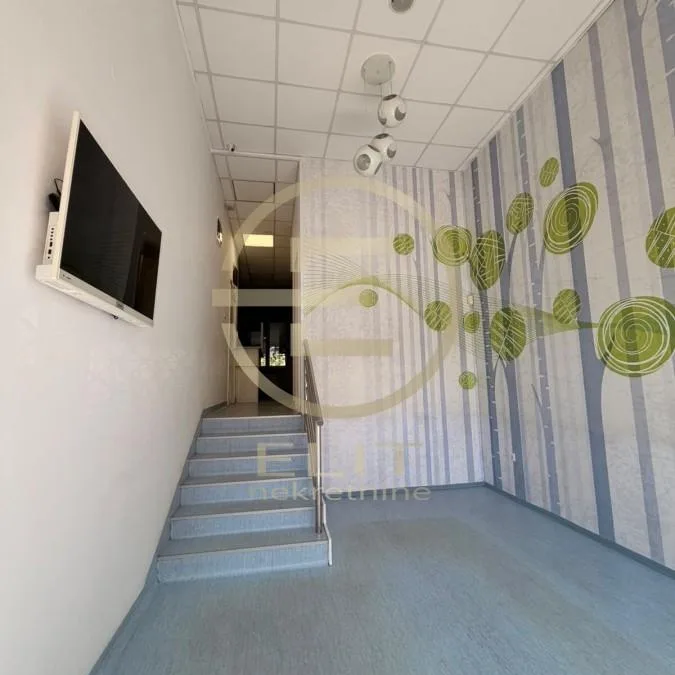 Lokal Izdavanje Novi Sad Socijalno 150 m2