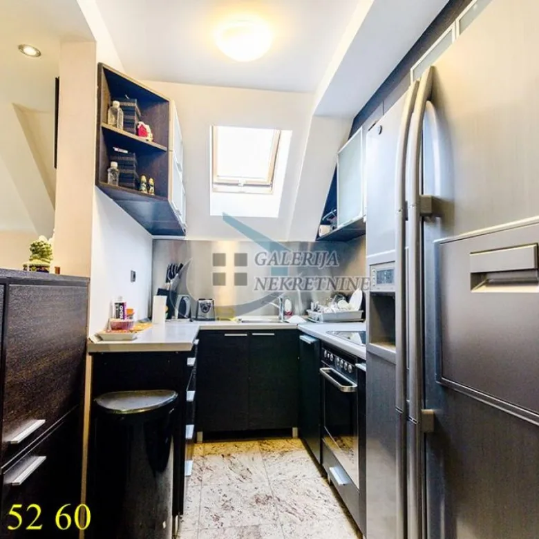 Trosoban stan na prodaju, Žarkovo, Beograd, 100m², 230.000 €
