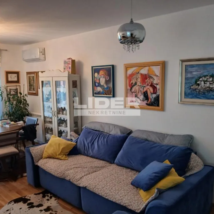 Višesoban stan na prodaju, Učiteljsko Naselje, Beograd, 150m², 430.000 €