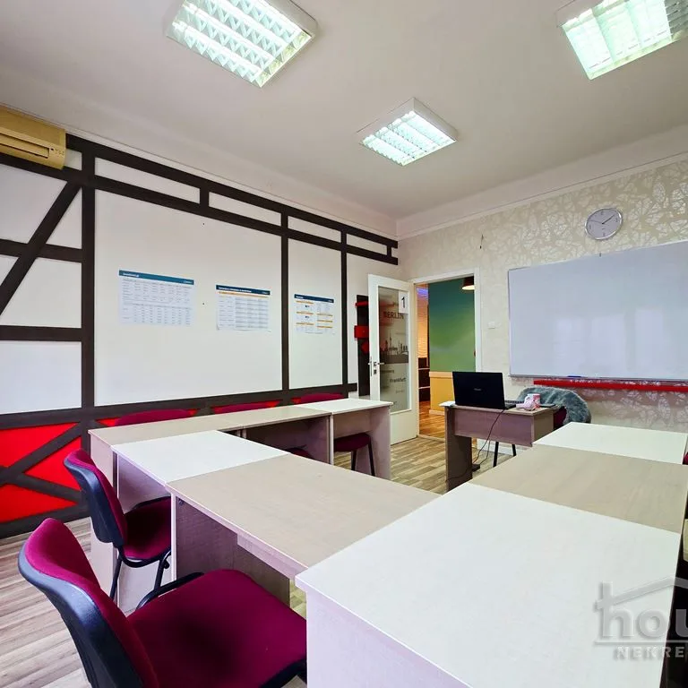 Petosoban stan na prodaju, Centar, Novi Sad, 155m², 1. sprat, 450.000 €