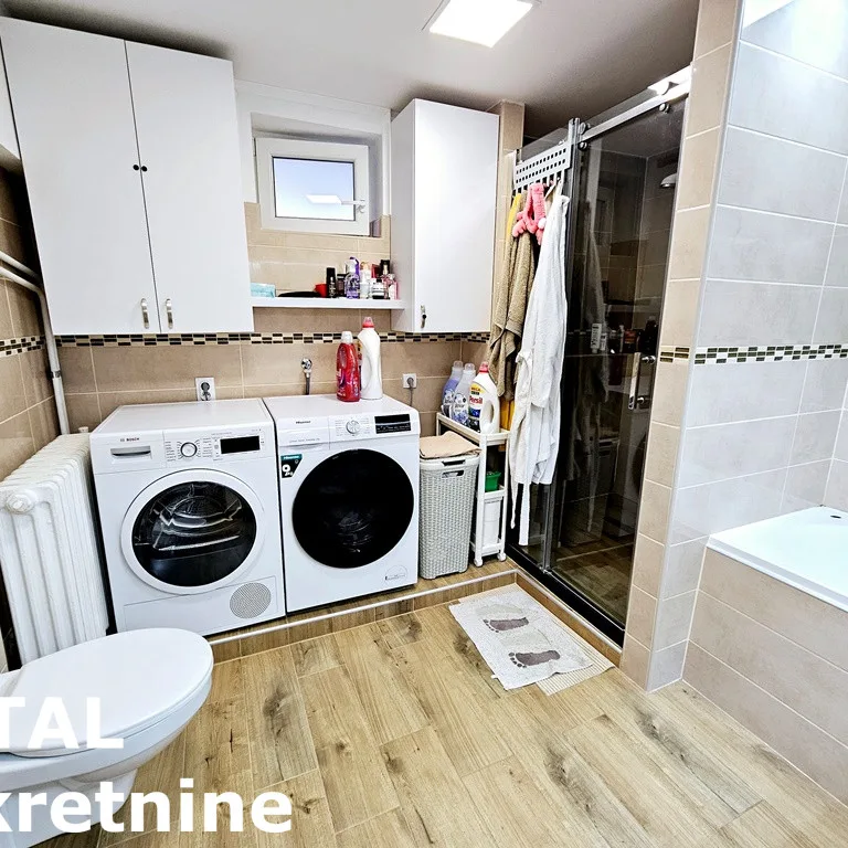 Trosoban stan na prodaju, Centar, Novi Sad, 95m², 3. sprat, 260.000 €