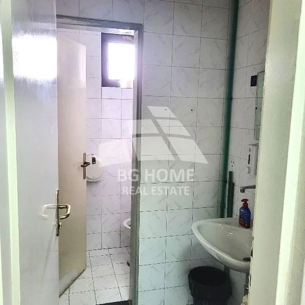 Lokal na prodaju, Banovo Brdo, Beograd, 273m², 4. sprat, 464.000 €