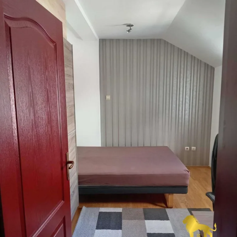 Stan Izdavanje Novi Sad  47 m2
