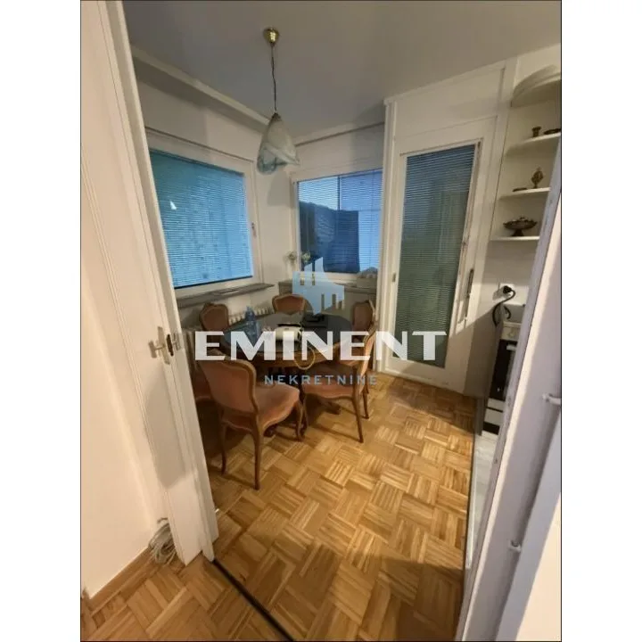Stan Izdavanje Beograd Blok 61 53 m2