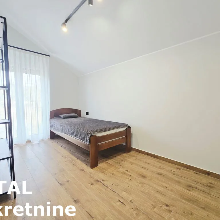 Kuća na prodaju, Čerević, Beočin, 222m², 362.000 €