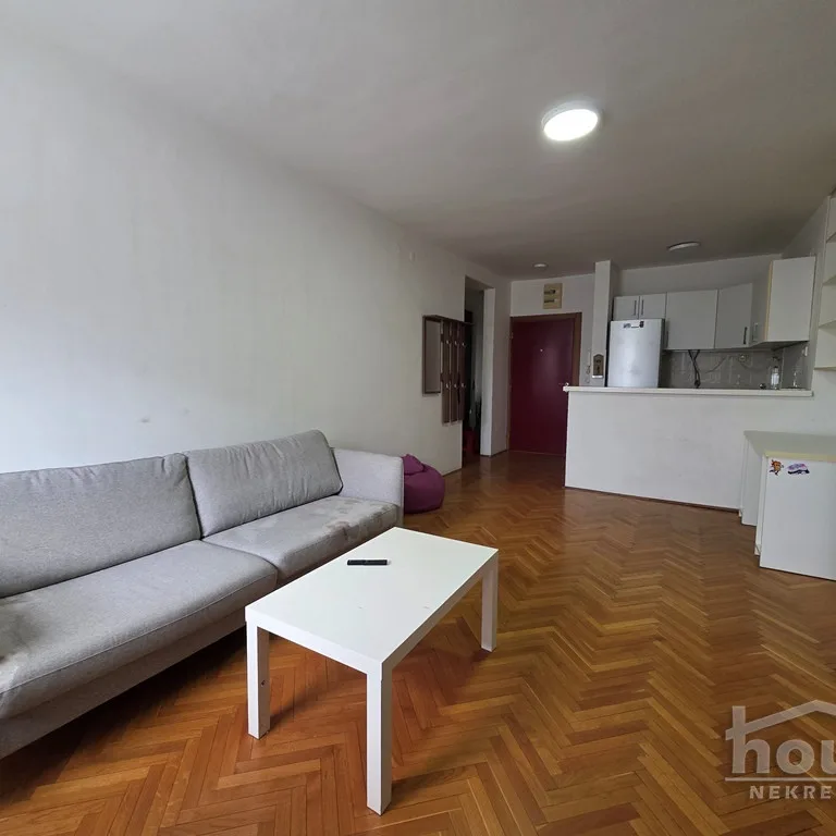 Stan Prodaja Novi Sad  53 m2