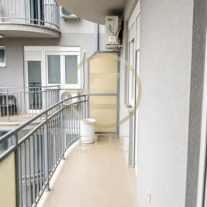 Stan Izdavanje Novi Sad  78 m2
