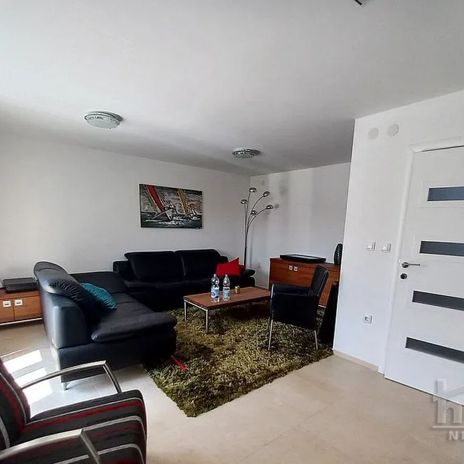 Kuća na prodaju, Futog, Novi Sad, 210m², 2. sprat, 290.000 €
