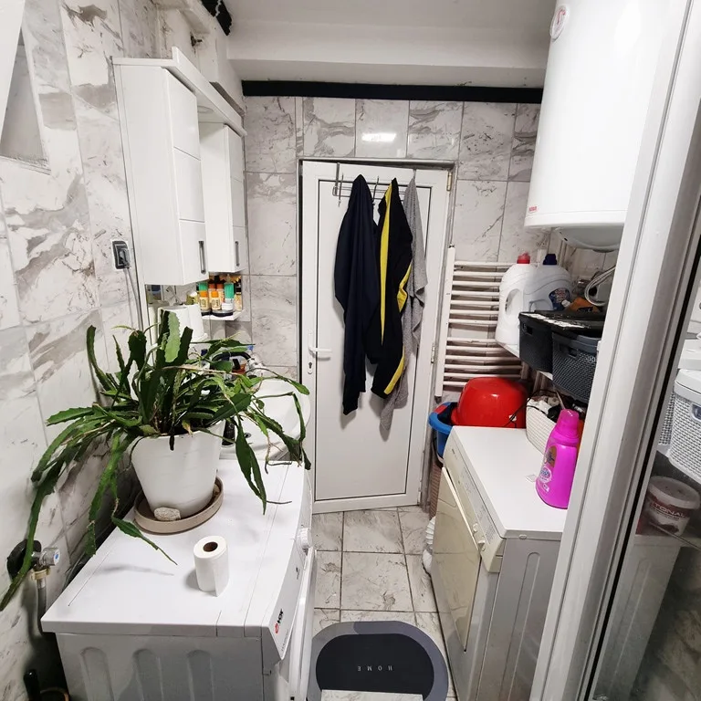 Trosoban stan na prodaju, Bulevar Oslobođenja, Novi Sad, 54m², Prizemlje, 125.000 €
