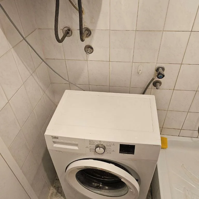 Stan Izdavanje Novi Sad  22 m2