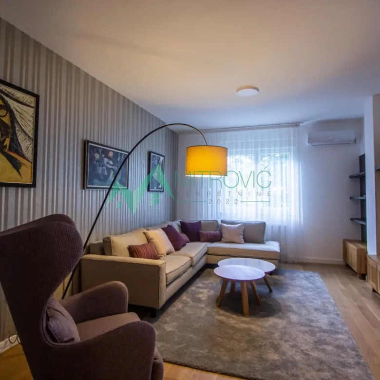 Stan Izdavanje Novi Sad Kej 100 m2