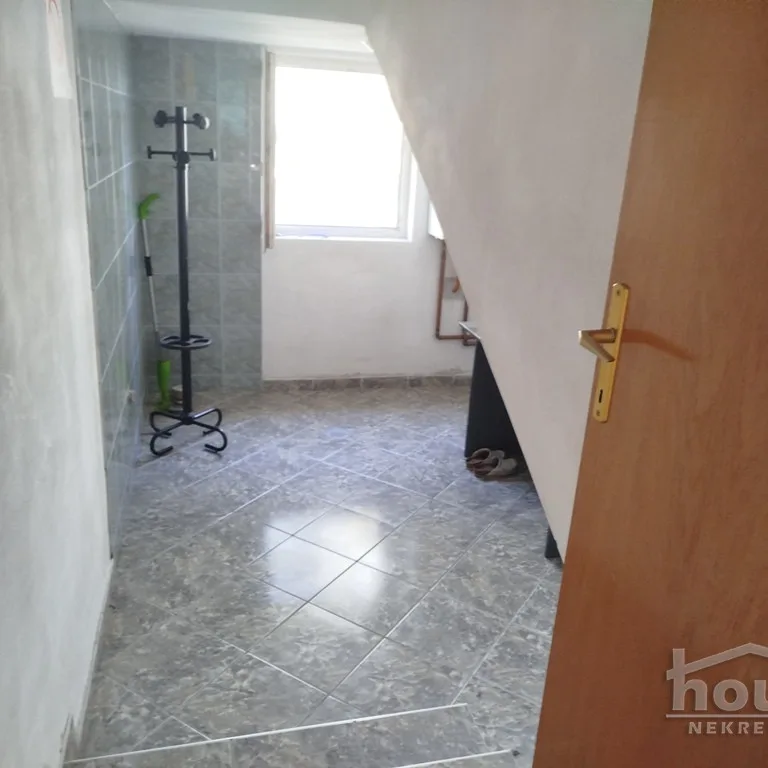 Lokal za izdavanje, Novi Sad, 186m², 1.150 €/mes