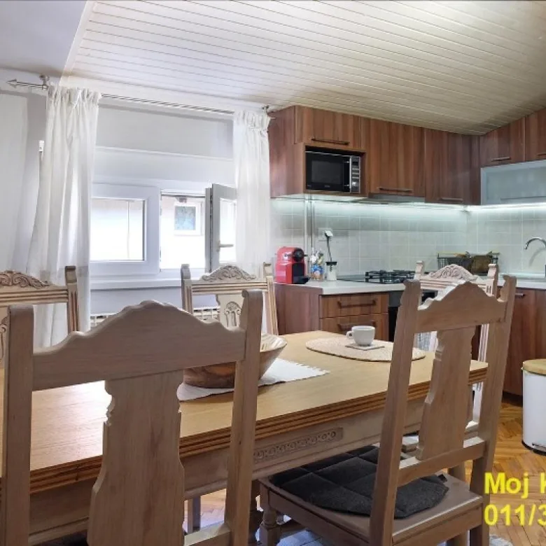 Stan Prodaja Beograd Zemun Polje 100 m2