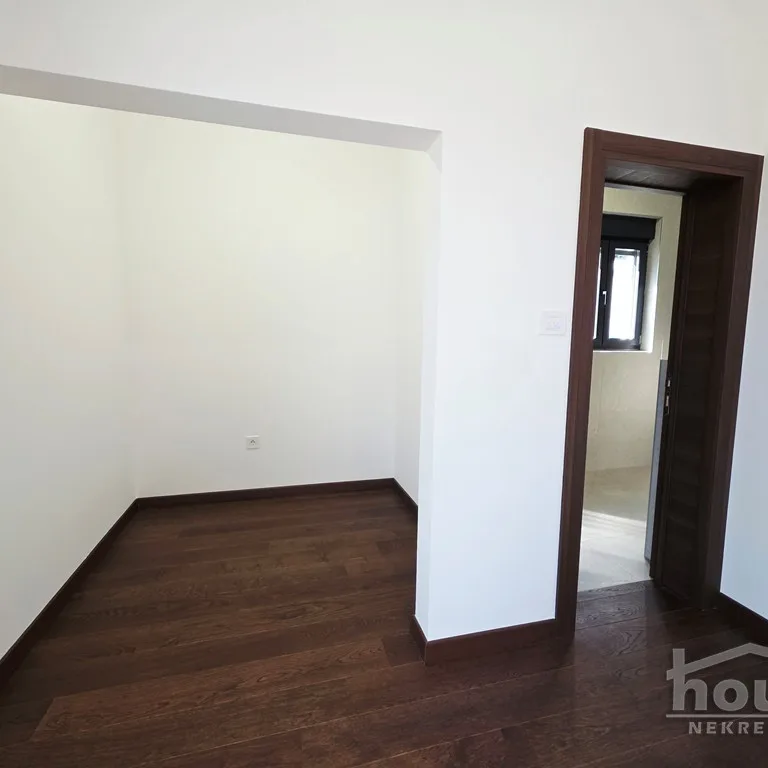 Stan Prodaja Novi Sad  140 m2