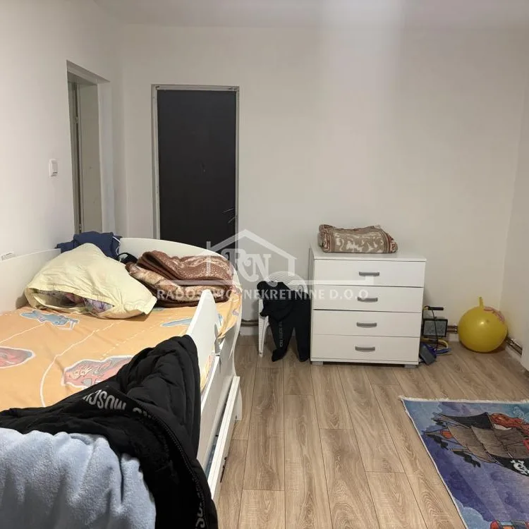 Kuća Prodaja Beograd Lipovica 215 m2