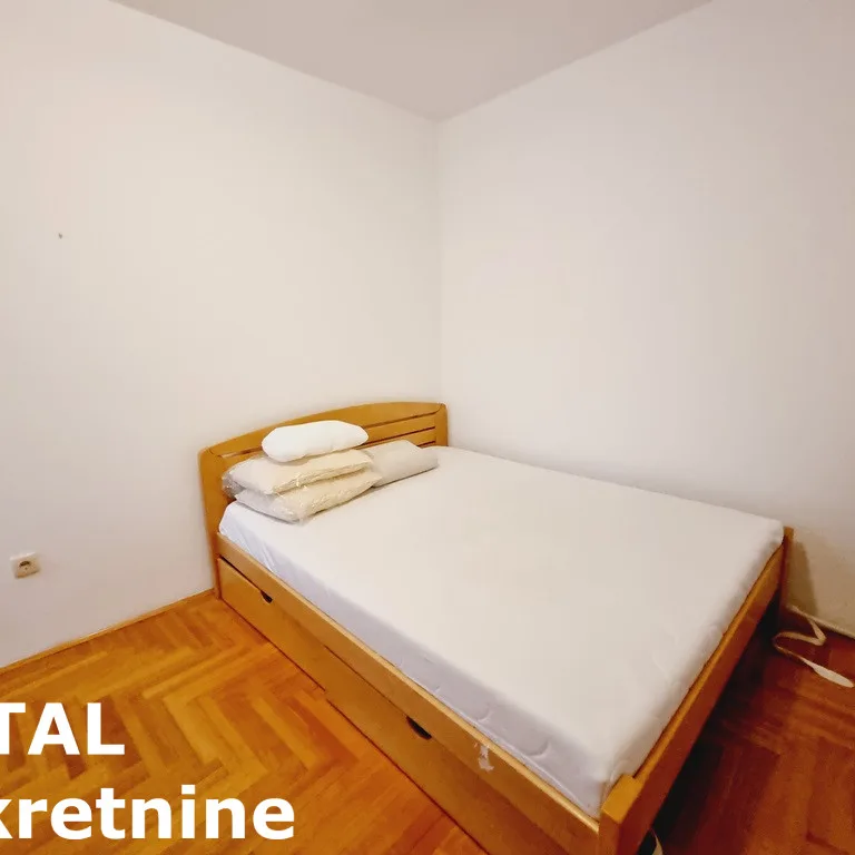 Troiposoban stan na prodaju, Socijalno, Novi Sad, 80m², 3. sprat, 236.900 €