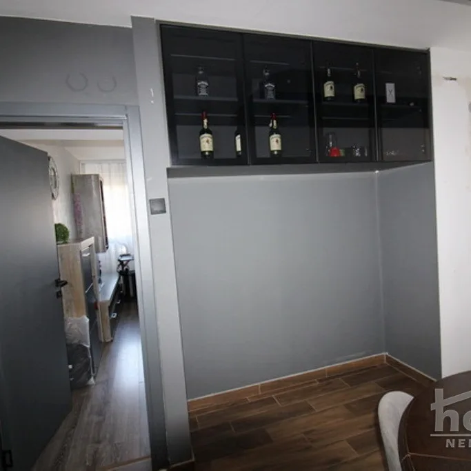 Stan Prodaja Novi Sad  63 m2